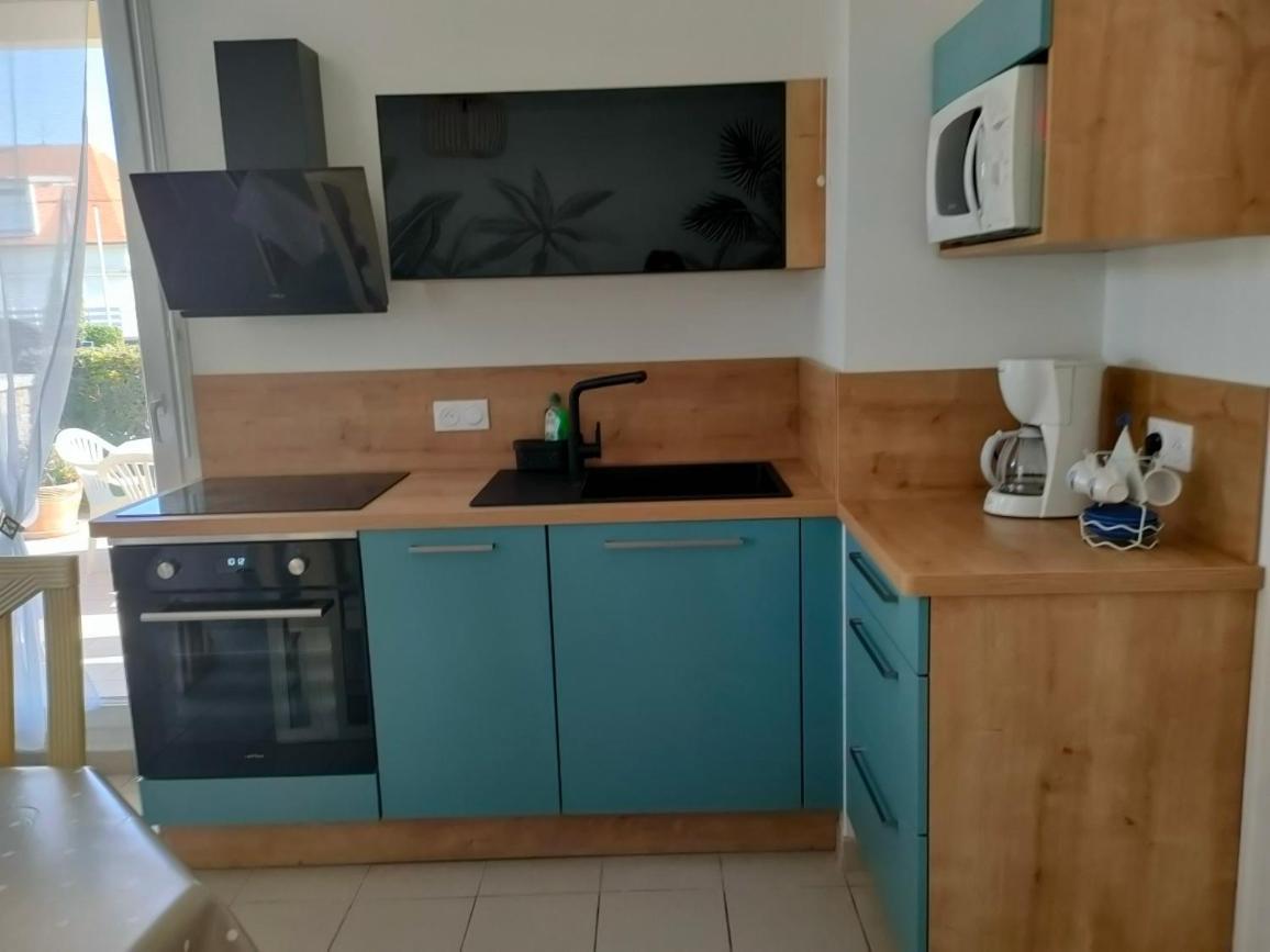 Les Terrasses Du Chateau Barneville-Carteret Bagian luar foto